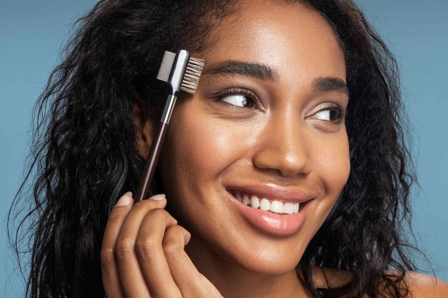 What is the Best Eyebrow Trimmer