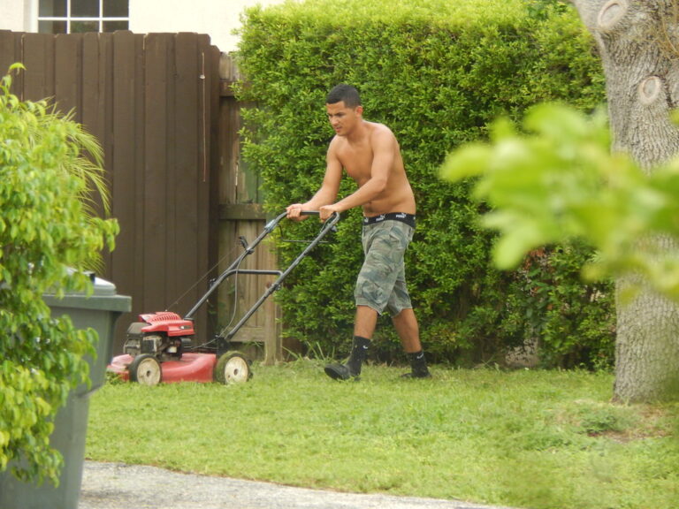 how to make a lawn edger