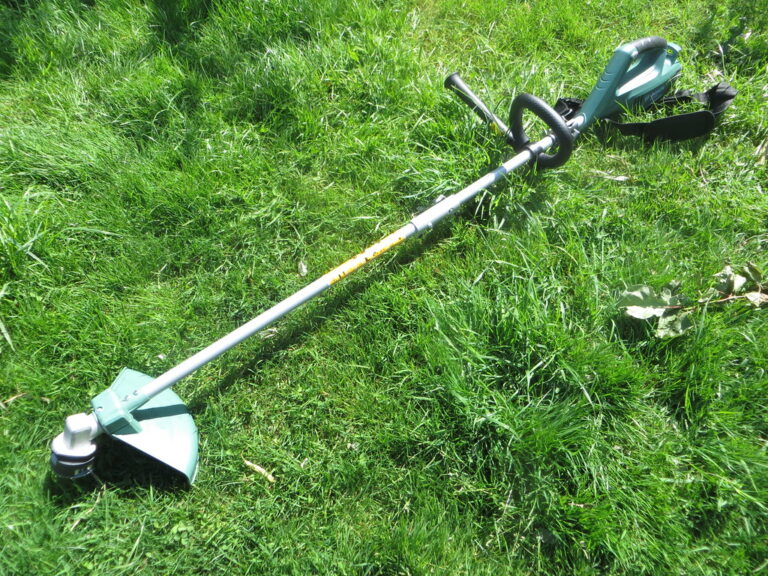 how to use a black and decker lawn edger